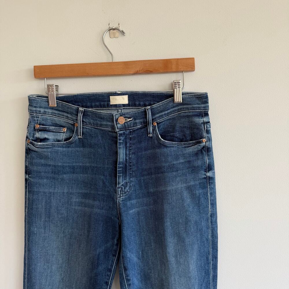 Mother The Weekender Fray Denim High Rise Flared Jeans Blue 30 - Picture 4 of 16